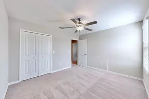 3059 Nubbin Ridge Ln, Zephyrhills, FL 33540 - Photo 17