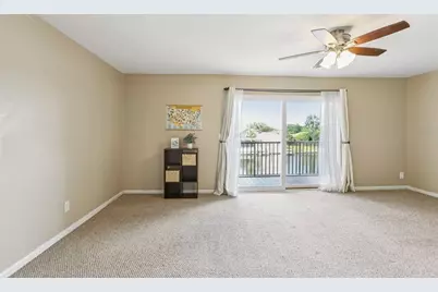 6325 Newtown Circle #25B2, Tampa, FL 33615 - Photo 17