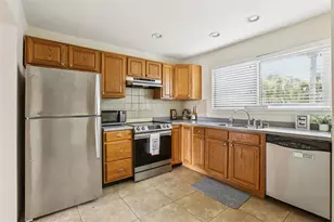 6325 Newtown Cir, Tampa, FL 33615 - Photo 25