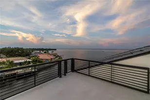 2081 Michigan Ave NE, Saint Petersburg, FL 33703 - Photo 73