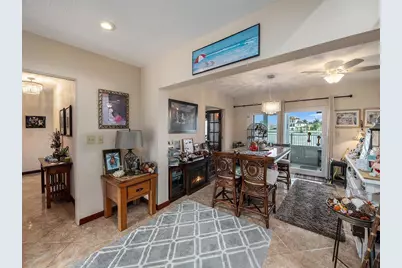 1818 Dolphin Boulevard S, Saint Petersburg, FL 33707 - Photo 13