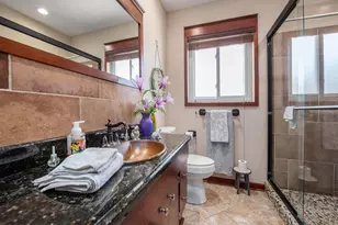 1818 Dolphin Blvd S, Saint Petersburg, FL 33707 - Photo 21