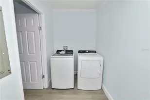 18805 St Paul Dr, Spring Hill, FL 34610 - Photo 15