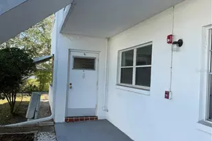5895 18th St N, Saint Petersburg, FL 33714 - Photo 1