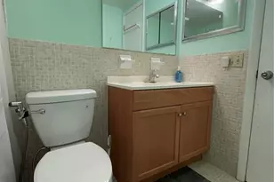 5895 18th St N, Saint Petersburg, FL 33714 - Photo 27