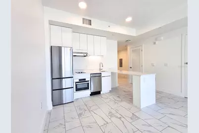 411 E Shore Drive #411, Clearwater Beach, FL 33767 - Photo 5