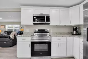 355 King Palm St, Largo, FL 33778 - Photo 7