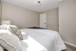 6923 Dartmouth Ave N, Saint Petersburg, FL 33710 - Photo 21