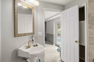 8501 47th St N, Pinellas Park, FL 33781 - Photo 25