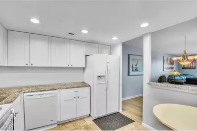800 S Gulfview Boulevard #403, Clearwater Beach, FL 33767 - Photo 11