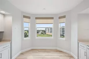 960 Starkey Rd, Largo, FL 33771 - Photo 11