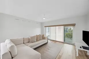 960 Starkey Rd, Largo, FL 33771 - Photo 5