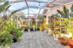 5232 White Sand Cir NE, Saint Petersburg, FL 33703 - Photo 7