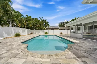 4523 Clearwater Harbor Drive S, Largo, FL 33770 - Photo 5