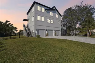 1640 Seabreeze Dr, Tarpon Springs, FL 34689 - Photo 83
