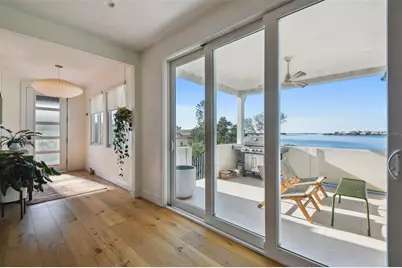 1640 Sea Breeze Drive, Tarpon Springs, FL 34689 - Photo 11