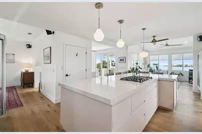 1640 Sea Breeze Drive, Tarpon Springs, FL 34689 - Photo 23