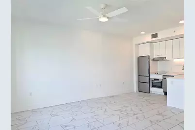 411 E Shore Drive #313, Clearwater Beach, FL 33767 - Photo 7