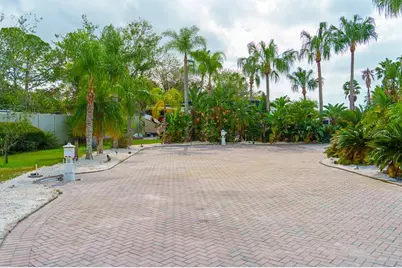 6861 Amanda Vista Circle, Land O Lakes, FL 34637 - Photo 9