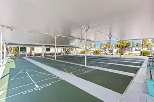 4851 W Gandy Blvd, Tampa, FL 33611 - Photo 29