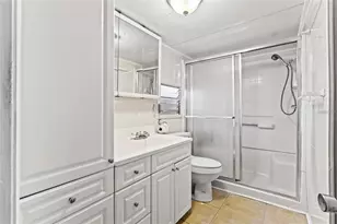 4851 W Gandy Blvd, Tampa, FL 33611 - Photo 17