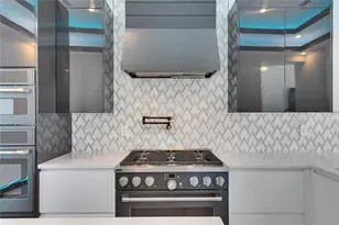 6538 Simone Shores Cir, Apollo Beach, FL 33572 - Photo 29