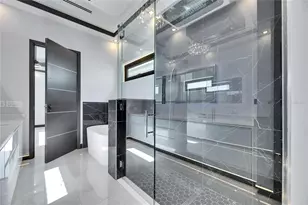 6538 Simone Shores Cir, Apollo Beach, FL 33572 - Photo 37