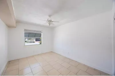 11485 2nd Street E, Treasure Island, FL 33706 - Photo 15