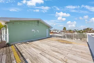 11485 2nd St E, Treasure Island, FL 33706 - Photo 67