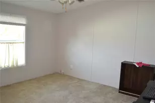 10020 Hamp Dr, Dade City, FL 33525 - Photo 29