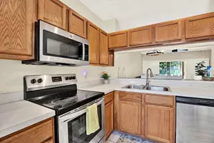 8541 Hunters Key Cir, Tampa, FL 33647 - Photo 7