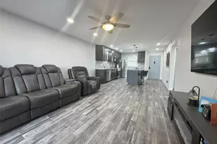 11485 Oakhurst Rd, Largo, FL 33774 - Photo 3