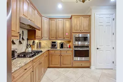 2902 Aviamar Circle, Naples, FL 34114 - Photo 11