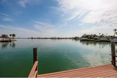 7013 Boca Ciega Drive, Saint Pete Beach, FL 33706 - Photo 17