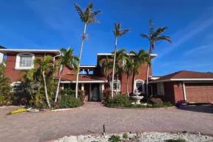 7013 Boca Ciega Dr, Saint Pete Beach, FL 33706 - Photo 7