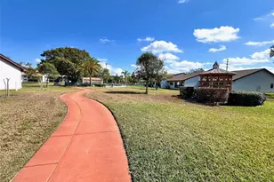 7623 Radcliffe Cir, Port Richey, FL 34668 - Photo 11