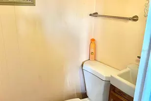 2000 E Bay Dr, Largo, FL 33771 - Photo 11