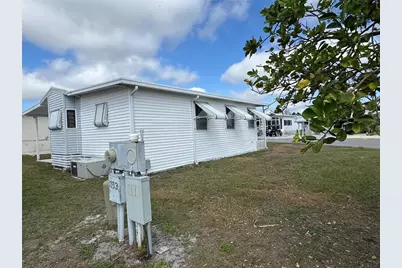 4845 Baker Avenue, Zephyrhills, FL 33541 - Photo 11