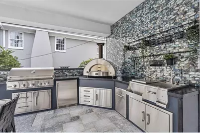 242 Estado Way NE, Saint Petersburg, FL 33704 - Photo 65