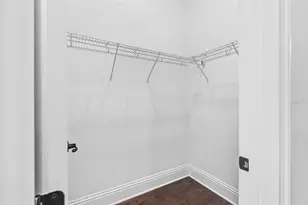 242 Estado Way NE, Saint Petersburg, FL 33704 - Photo 49