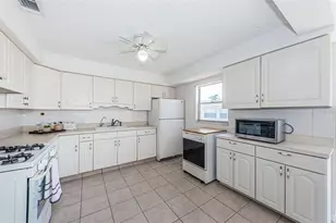 10022 Lily St N, Pinellas Park, FL 33782 - Photo 17