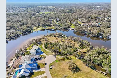 8339 Alafia Pointe Drive, Riverview, FL 33578 - Photo 5