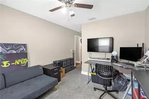 1426 Powhatan Ct, Lakeland, FL 33805 - Photo 17