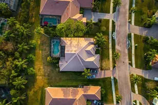 10534 Bermuda Isle Dr, Tampa, FL 33647 - Photo 9