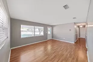 917 E Valencia St, Lakeland, FL 33805 - Photo 13