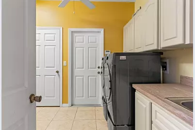 9911 Mendel Drive, New Port Richey, FL 34654 - Photo 45