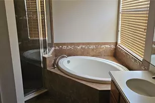 315 Villa Sorrento Cir, Haines City, FL 33844 - Photo 17