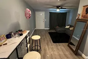 1502 E Sewaha St, Tampa, FL 33612 - Photo 11