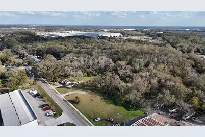 713 E Alsobrook Street, Plant City, FL 33563 - Photo 11