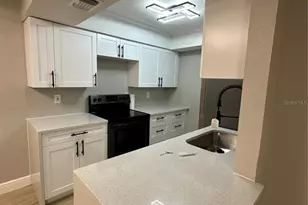 13915 Village View Dr, Tampa, FL 33624 - Photo 15